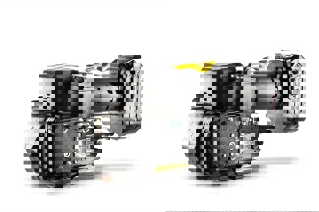 Dynamic-2100-Side